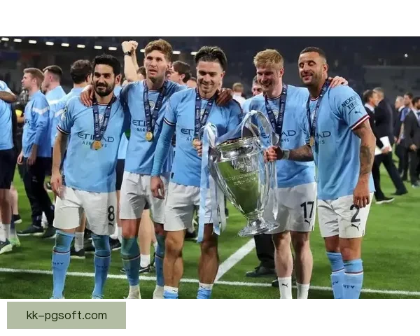 曼城官方宣布阿克续约至二零二八年稳固后防阵容